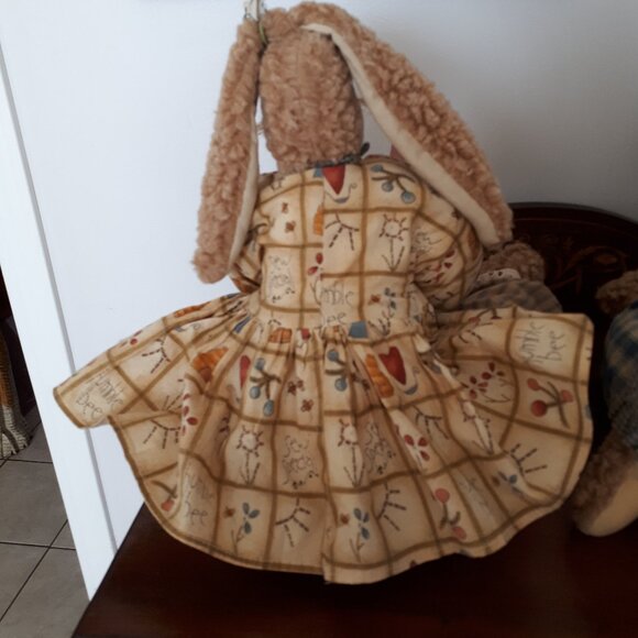 Bunnies - Boy and Girl - Handcrafted - Picture 4 of 8